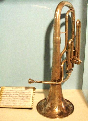 Es-Horn oder Althorn, Geschenk der Musikgesellschaft „Fafleralp“ Blatten.