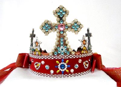 Krone für rotes Ross beim Dreikönigsbrauch des Chinigrosslinun, hergestellt in der Lonza AG in Visp