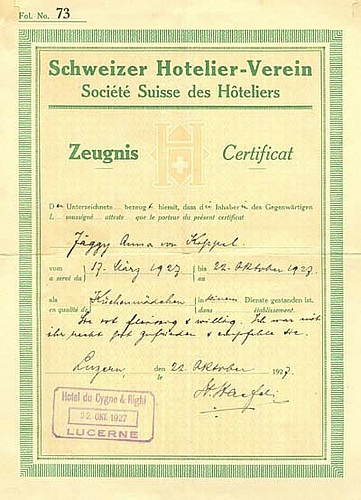 Arbeitszeugnis für die 1910 geborene Anna Jaggy aus Kippel. Ausgestellt wurde das Zeugnis von Hermann Haefeli, Direktor des Hotels Schwanen und Rigi in Luzern.