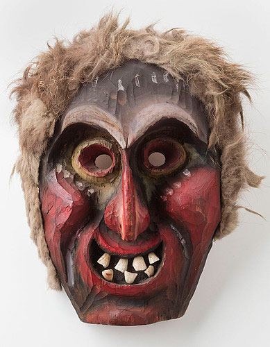 Jakob Tannast (1906-1976), Wiler: Dekorationsmaske aus Holz mit Kuhzähnen, Höhe 31 cm, 1940er Jahre.